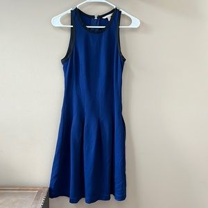 Adorable high quality Banana Republic pleated zip up dress